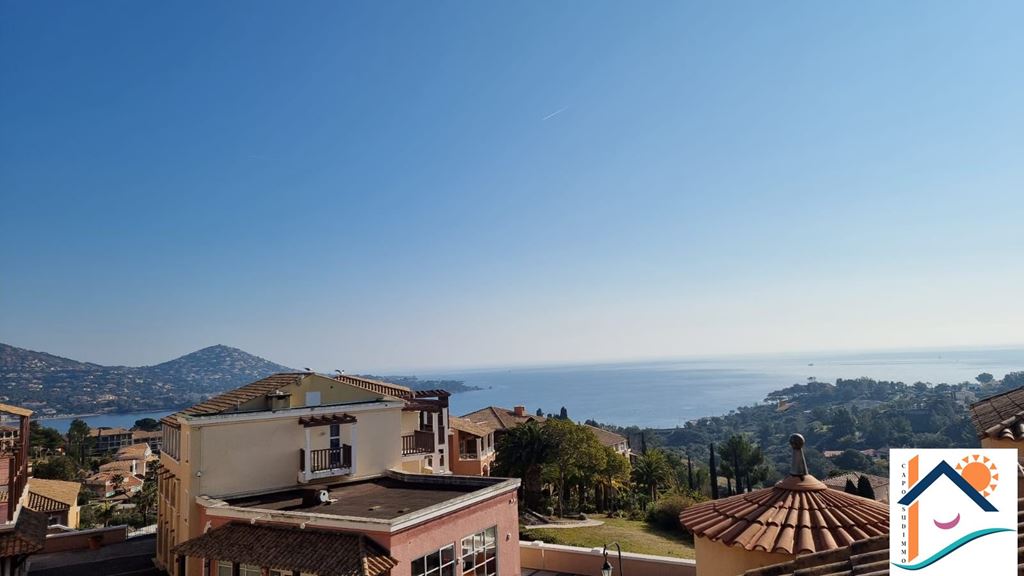 Appartement T2 ST RAPHAEL 159000€ CAP Ô SUD IMMO Appartement T2 ST RAPHAEL 159000€ CAP Ô SUD IMMO